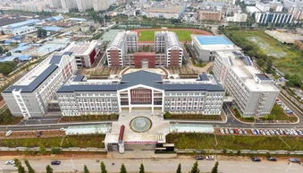 昆明多所民办初中学费公布 平均1.5万 年 查看